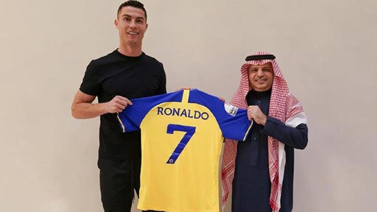 Al Nassrın Ronaldo sevgisi bambaşka bir boyuta geçti Hediye edilen aksesuarın değerini duyanlar kulaklarına inanamıyor - Spor - Dudullu Haber