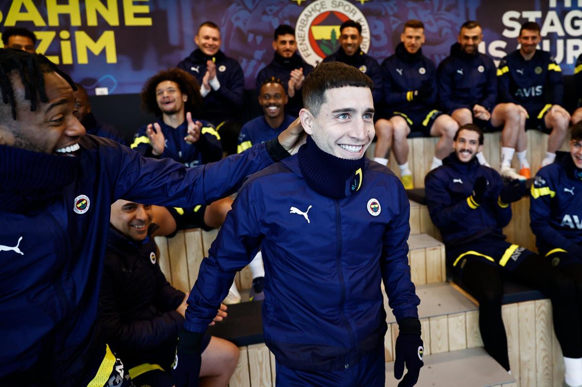 Duygulandıran jest Fenerbahçeli futbolcular Emre Morun acısına daha fazla dayanamadı - Spor - Dudullu Haber