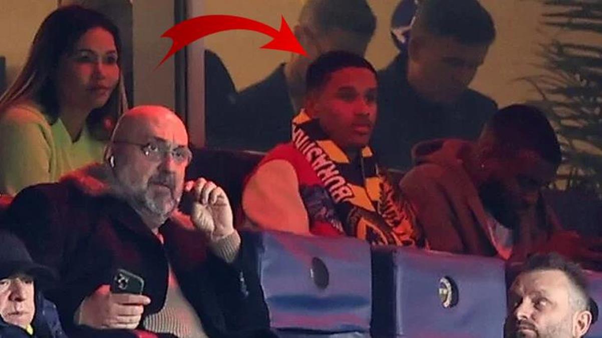 Fenerbahçe tribünlerinde sürpriz misafir Yeni transfer ayağının tozuyla maça geldi - Spor - Dudullu Haber