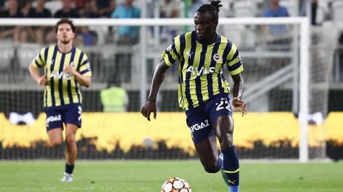 Fenerbahçede sürpriz ayrılık Yıldız futbolcunun yeni adresi çok konuşulur - Spor - Dudullu Haber