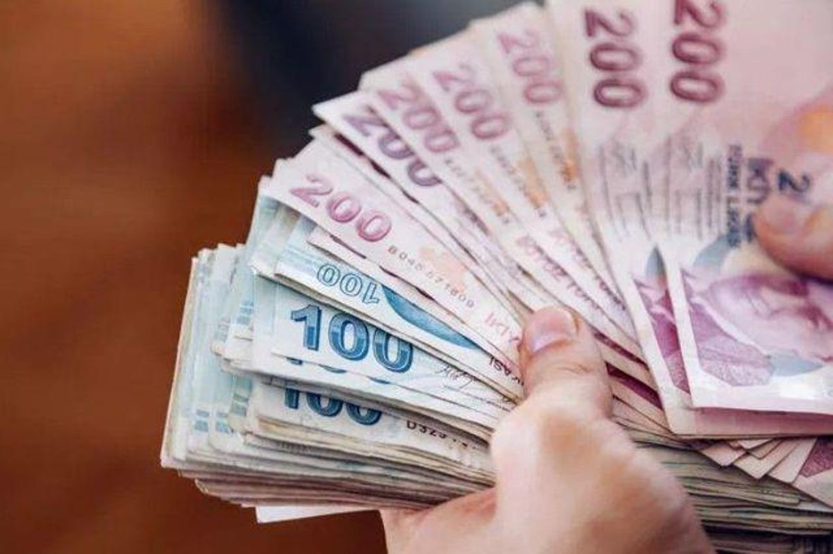 Deprem bölgesindeki esnafın Halk Bankasına olan kredi borçları 6 ay ertelendi - Ekonomi - Dudullu Haber