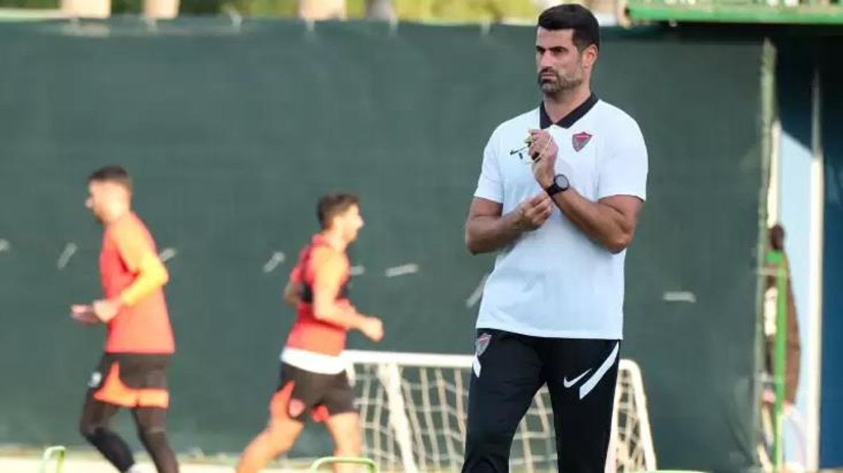 Depremden ciddi şekilde etkilenen Süper Lig ekibi Hatayspor Rivaya yerleşecek - Spor - Dudullu Haber
