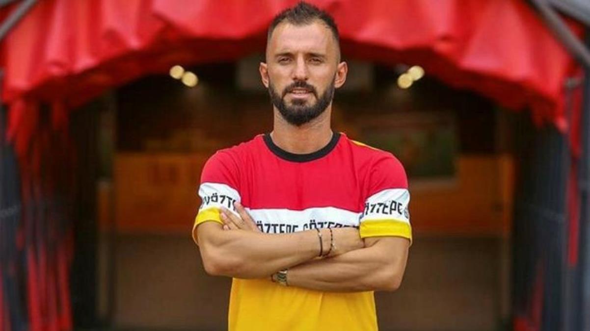 Emre Çolak Türkiyeyi yasa boğan deprem felaketinden sonra futbolu bıraktı - Spor - Dudullu Haber
