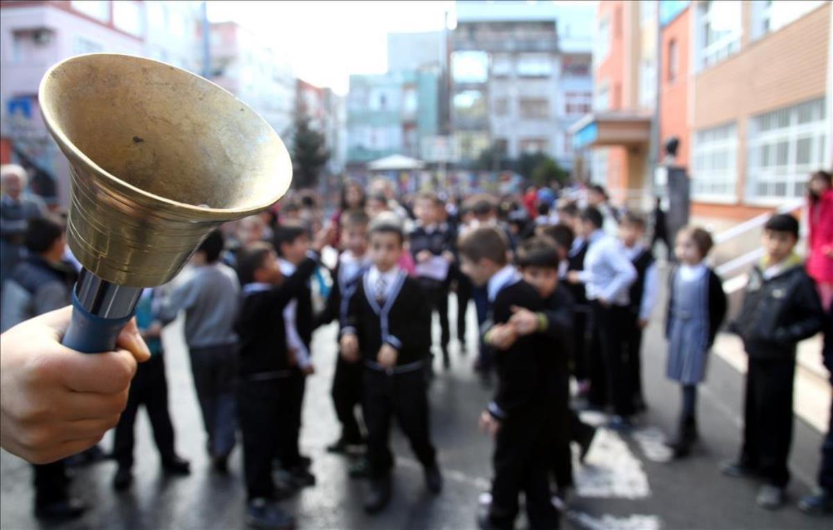 Okul ne zaman açılacak Okullar hangi tarihte ne zaman açılacak İşte MEBin açıklaması - Eğitim - Dudullu Haber