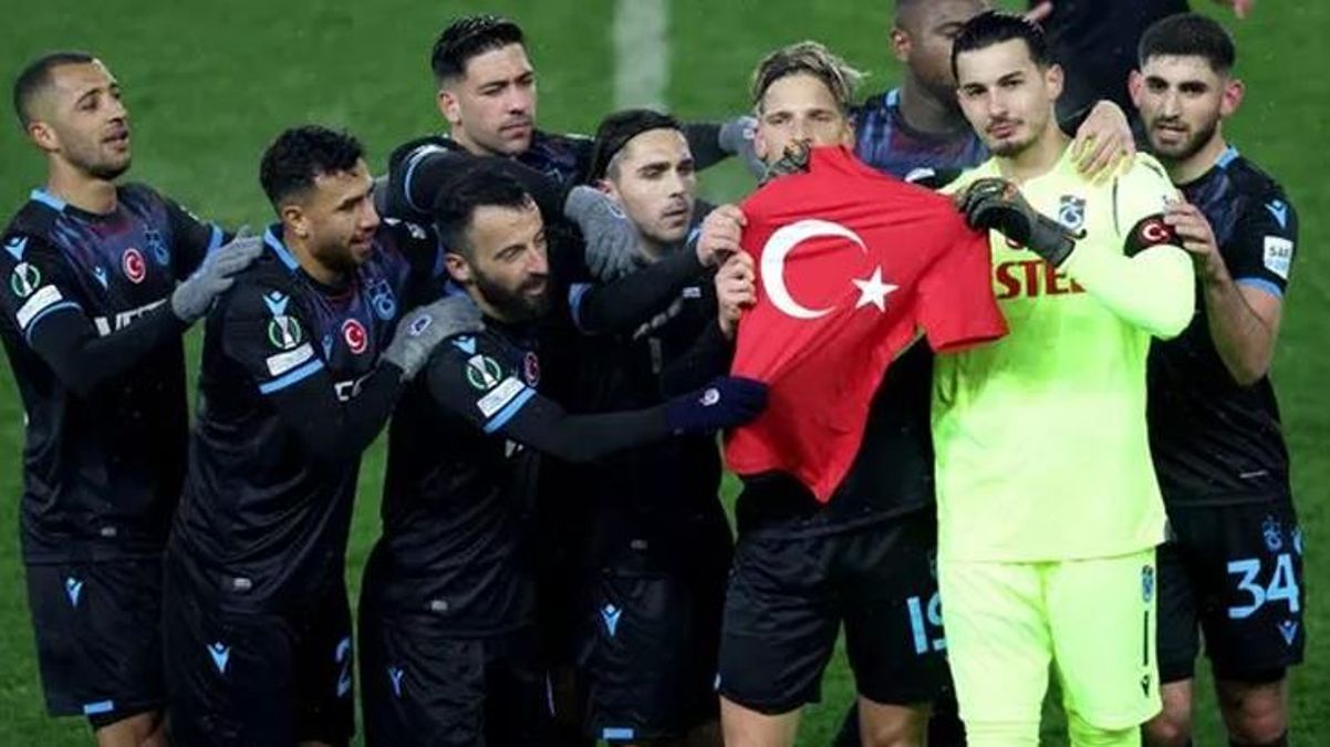 Trabzonspor İsviçreye gelen binlerce taraftarını unutmadı Derin üzüntü içerisindeyiz - Spor - Dudullu Haber