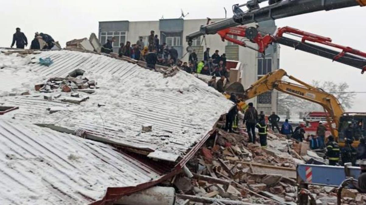 Türkiyeyi deprem vurdu Spor camiasından peş peşe mesajlar geliyor - Spor - Dudullu Haber