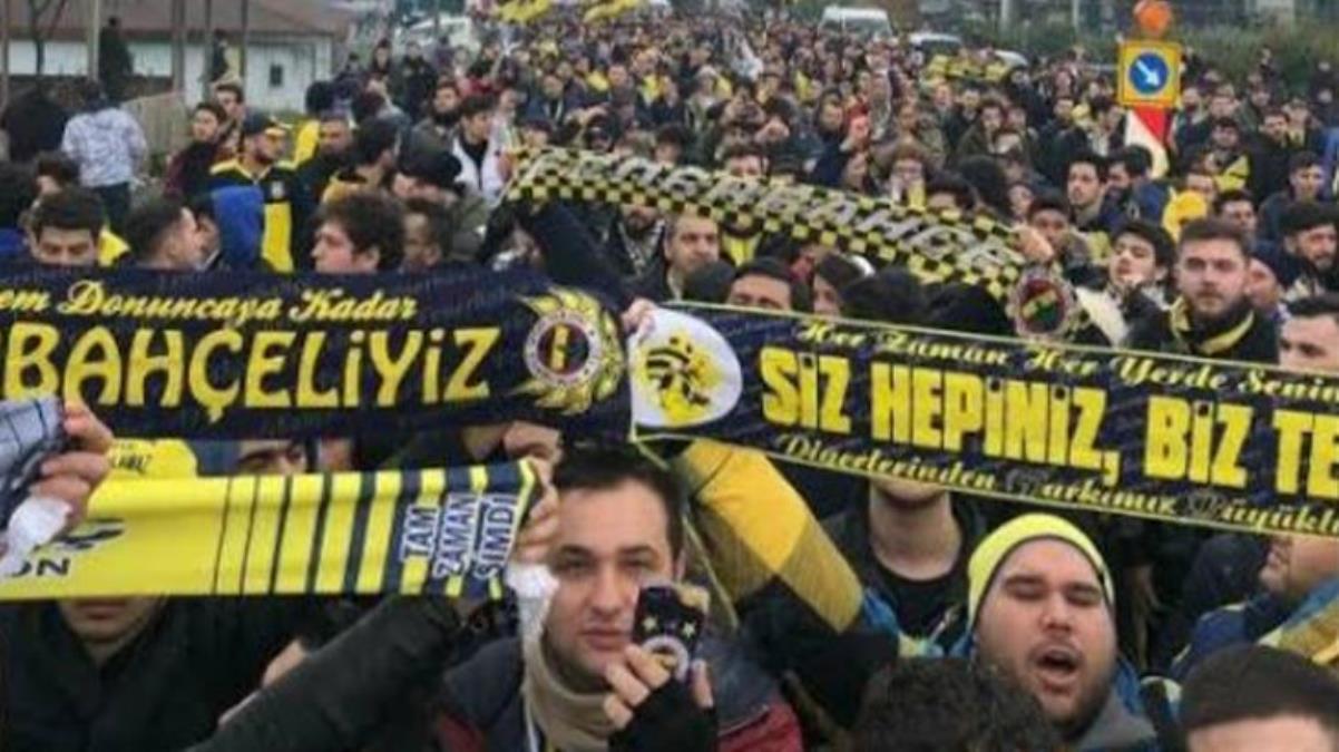 Yağmur soğuk dinlemediler Binlerce Fenerbahçe taraftarı TFFyi Rivada protesto etti - Spor - Dudullu Haber