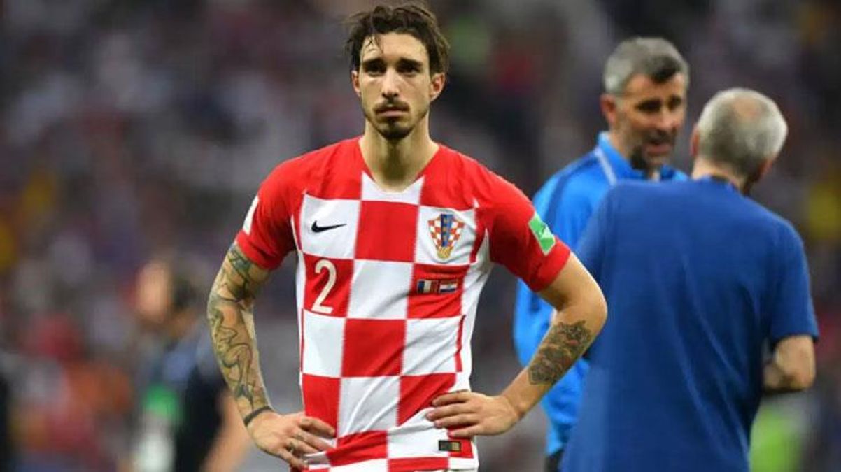 2 ay önce adı Beşiktaş ile anılan yıldız futbolcu Sime Vrsaljko 31 yaşında kariyerini noktaladı - Spor - Dudullu Haber
