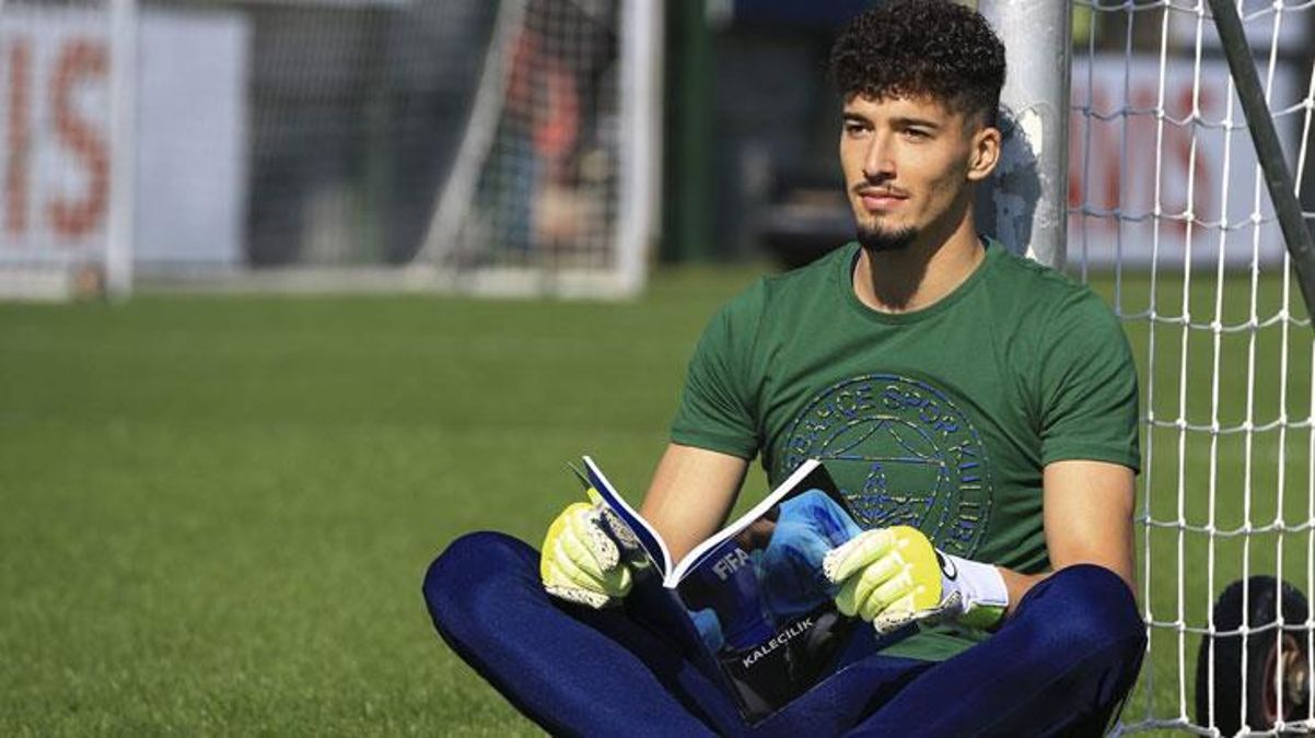 Altayın maç öncesi yaptıkları ezeli rakiplere mizah konusu oldu FBahçeliler bile yazılanlara hak verdi - Spor - Dudullu Haber