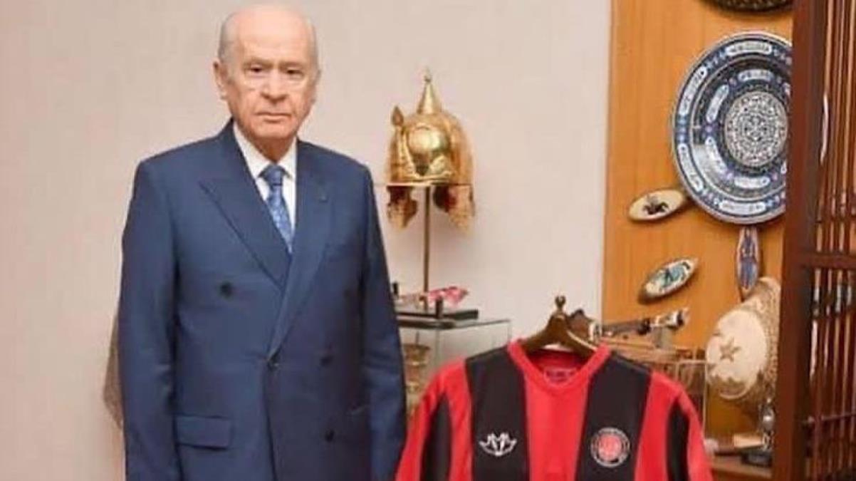 Devlet Bahçeli neden Karagümrüklü oldu Sebebi çok eskilere dayanıyor - Spor - Dudullu Haber