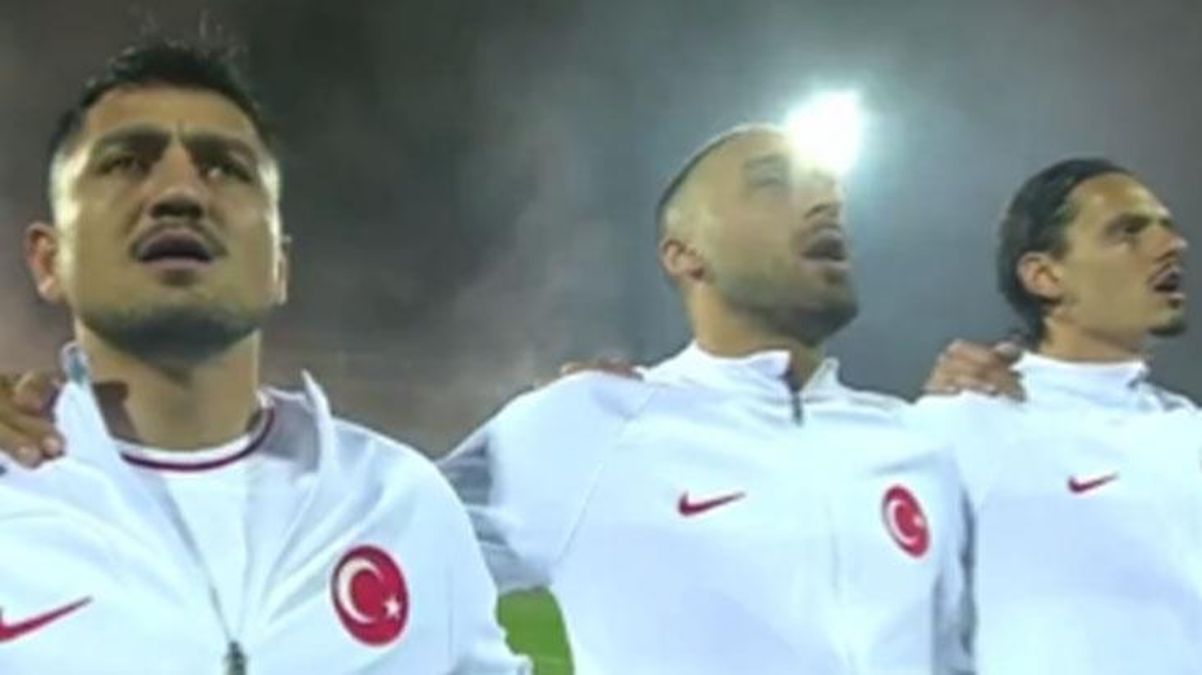 Ermenistan taraftarı Salihi şaşırtmamış Islıklayacaklarını biliyorduk - Spor - Dudullu Haber
