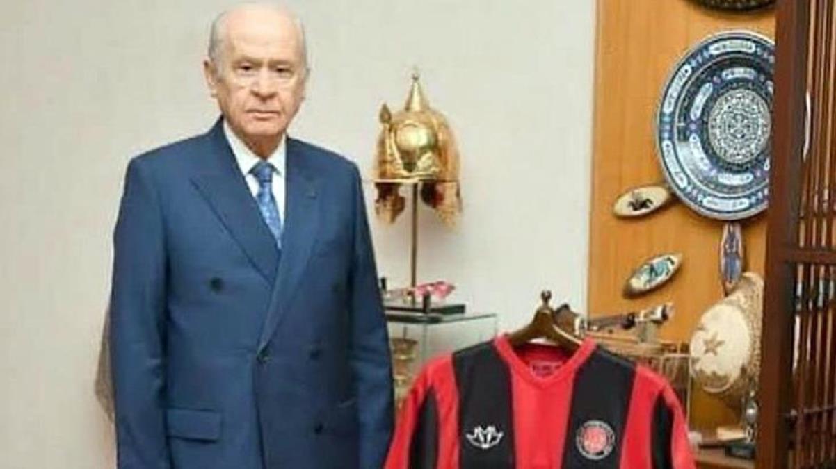 Fatih Karagümrük MHP lideri Devlet Bahçeliyi paylaştı Kulübümüze üye olma kararı büyük sevinçle karşılandı - Spor - Dudullu Haber