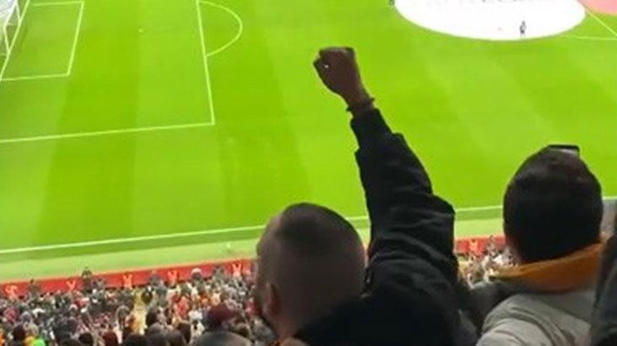 Fenerbahçe ve Beşiktaşın ardından Galatasaray tribünleri de aynı sloganı attı - Spor - Dudullu Haber