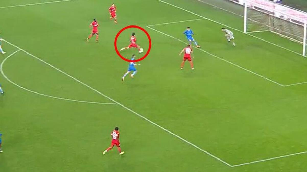 Fenerbahçeden Samsunspora kiralanan Emre Demir 1 dakikada şov yaptı Oyuna girmesiyle gol atması bir oldu - Spor - Dudullu Haber