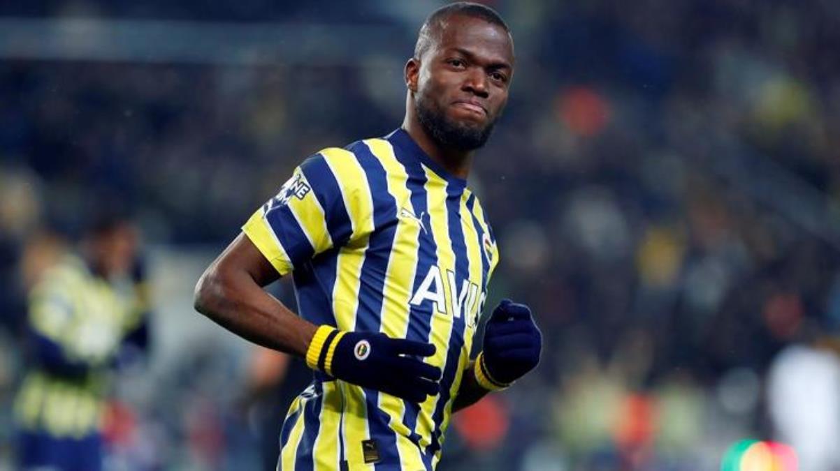 Fenerbahçenin yıldızı Valenciadan yeni sözleşme sorusuna cevap Anlaşmaya varılmasını umuyorum - Spor - Dudullu Haber