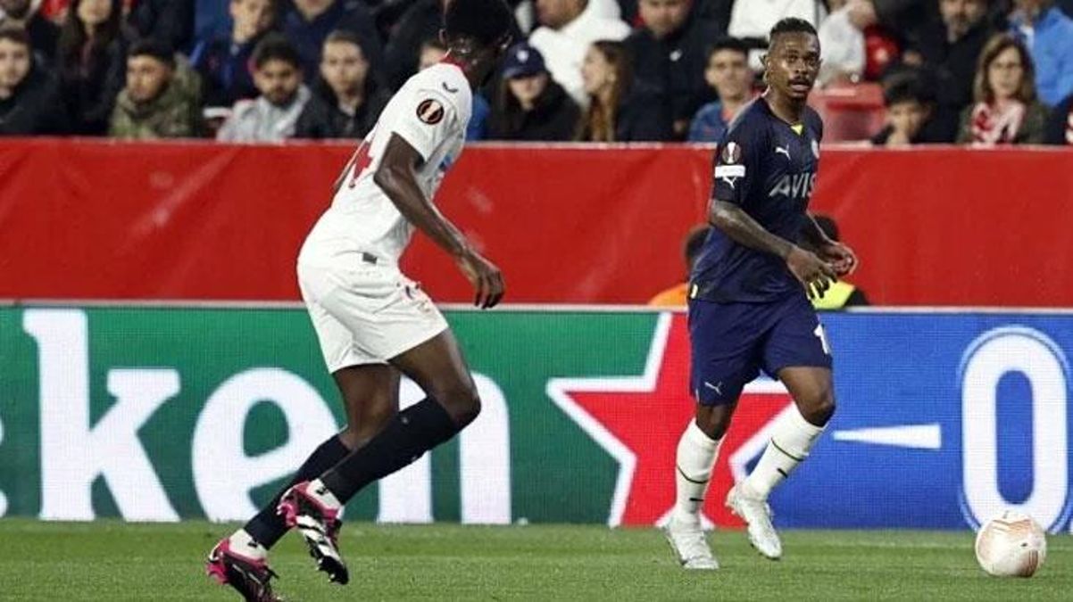 Fenerbahçeye Lincoln Henriqueden kötü haber Sevilla maçında forma giymesi zor - Spor - Dudullu Haber
