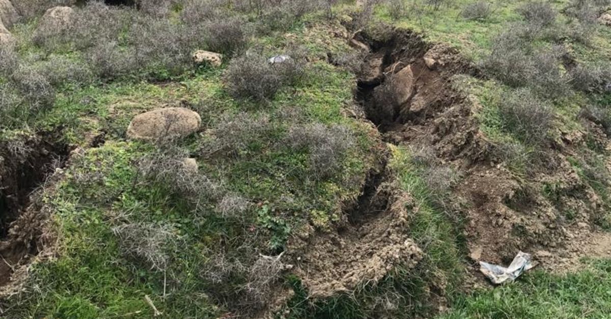 Lav izi ve fay kırığı aynı noktada - Gündem - Deprem - Dudullu Haber