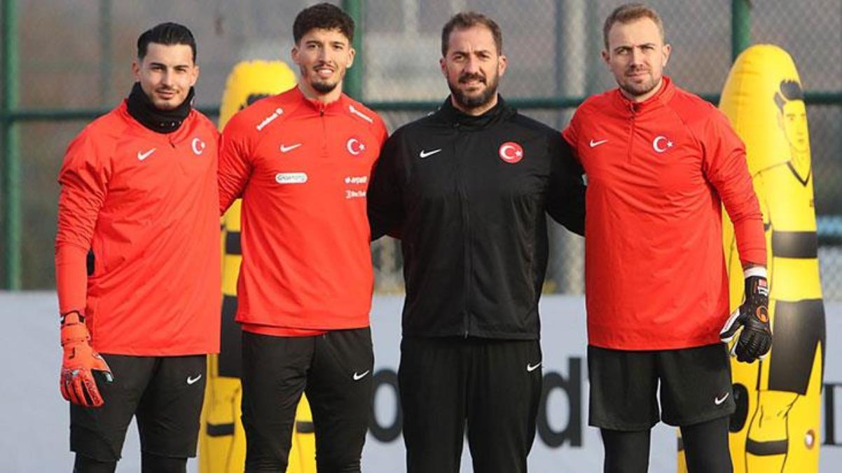 Uğurcan-Altay tartışmasını bitirdi A Milli Takımın kalesi artık Mertin - Spor - Dudullu Haber