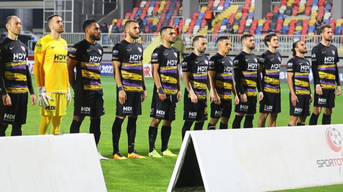 Bir anda tepetaklak olan Eyüpspordan kendi taraftarına önlem Artık yorum yapamıyorlar - Spor - Dudullu Haber