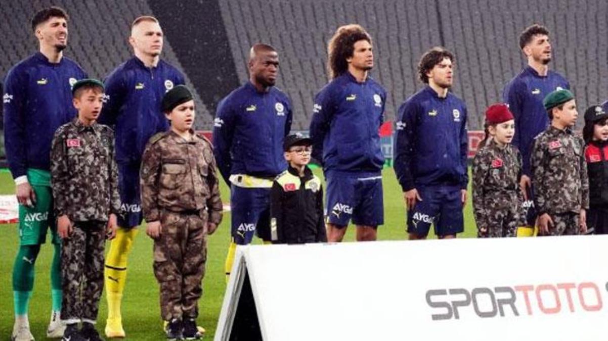 Fenerbahçeye kötü haber Ferdi Kadıoğlu önümüzdeki maç yok - Spor - Dudullu Haber