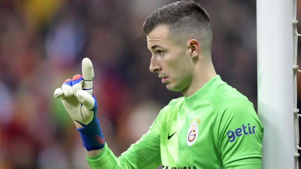 Galatasarayın eski kalecisi Pena Barcelona ile devam edecek - Spor - Dudullu Haber