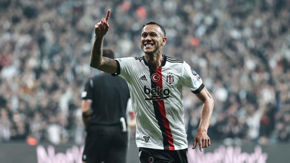 Josef de Souza derbiye saatler kala yaptığı paylaşımla rengini belli etti Kalbim sizinle çocuklar - Spor - Dudullu Haber