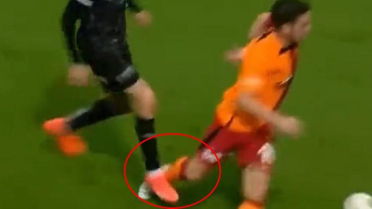 Ortalık yangın yeri Emre Akbabaya çıkmayan kırmızı kart GSaraylıları ayaklandırdı - Spor - Dudullu Haber