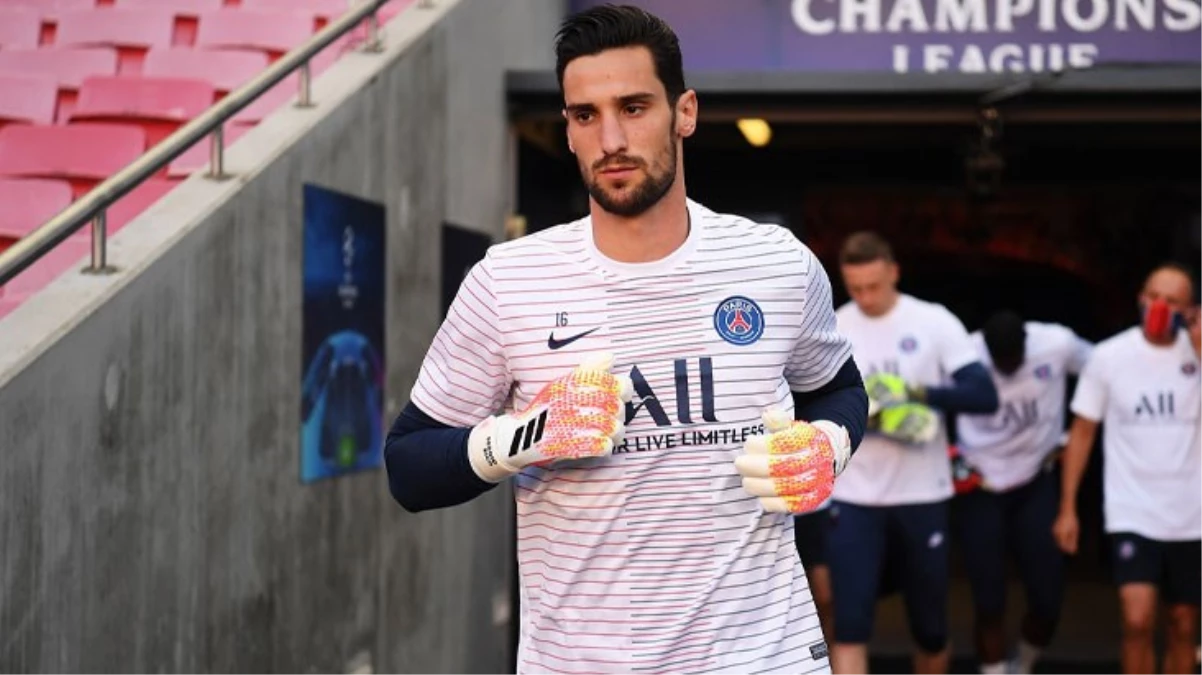 Attan düştüğü için hastaneye kaldırılan Paris Saint-Germainin kalecisi Sergio Rico entübe edildi - Spor - Dudullu Haber