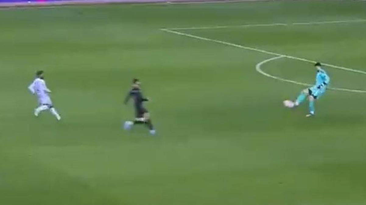 Bunu nasıl yaptın Ersin Beşiktaş taraftarı çılgına döndü - Spor - Dudullu Haber