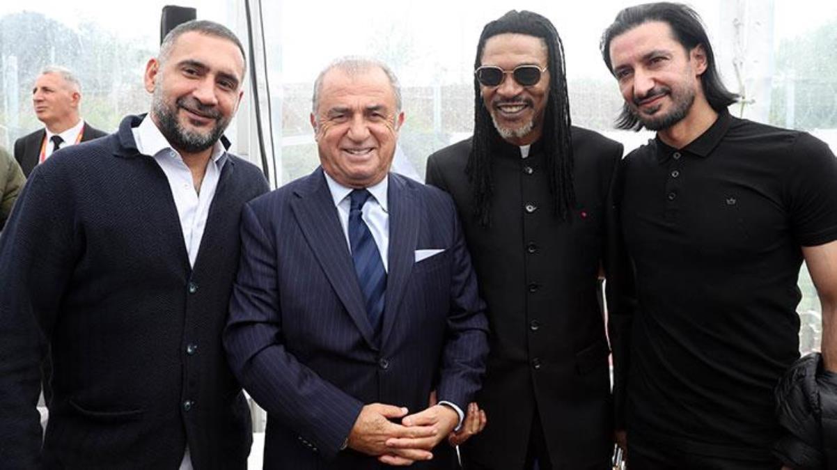 Galatasarayda Kemerburgaz Tesislerinin temel atma töreni efsaneler geçidine döndü - Spor - Dudullu Haber