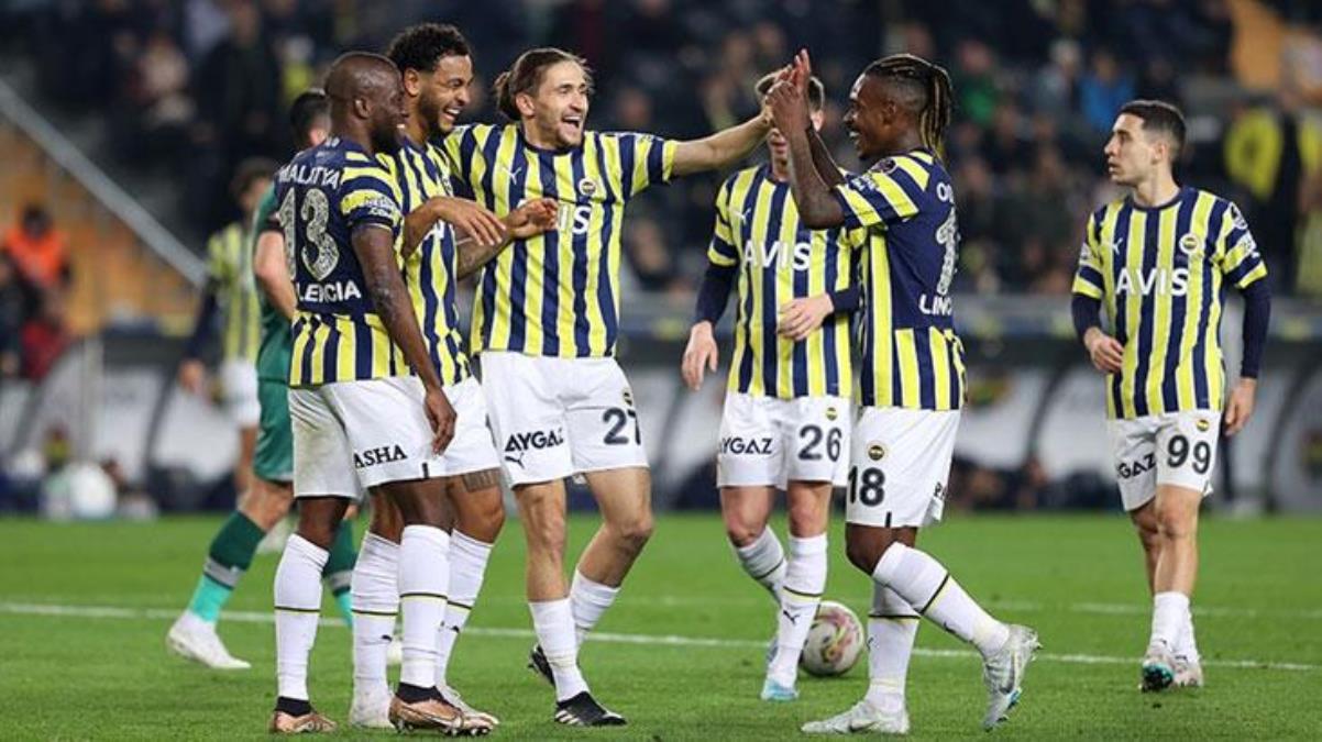 Görüşmeler devam ediyor Valencia Fenerbahçeden ayrılacak mı - Spor - Dudullu Haber