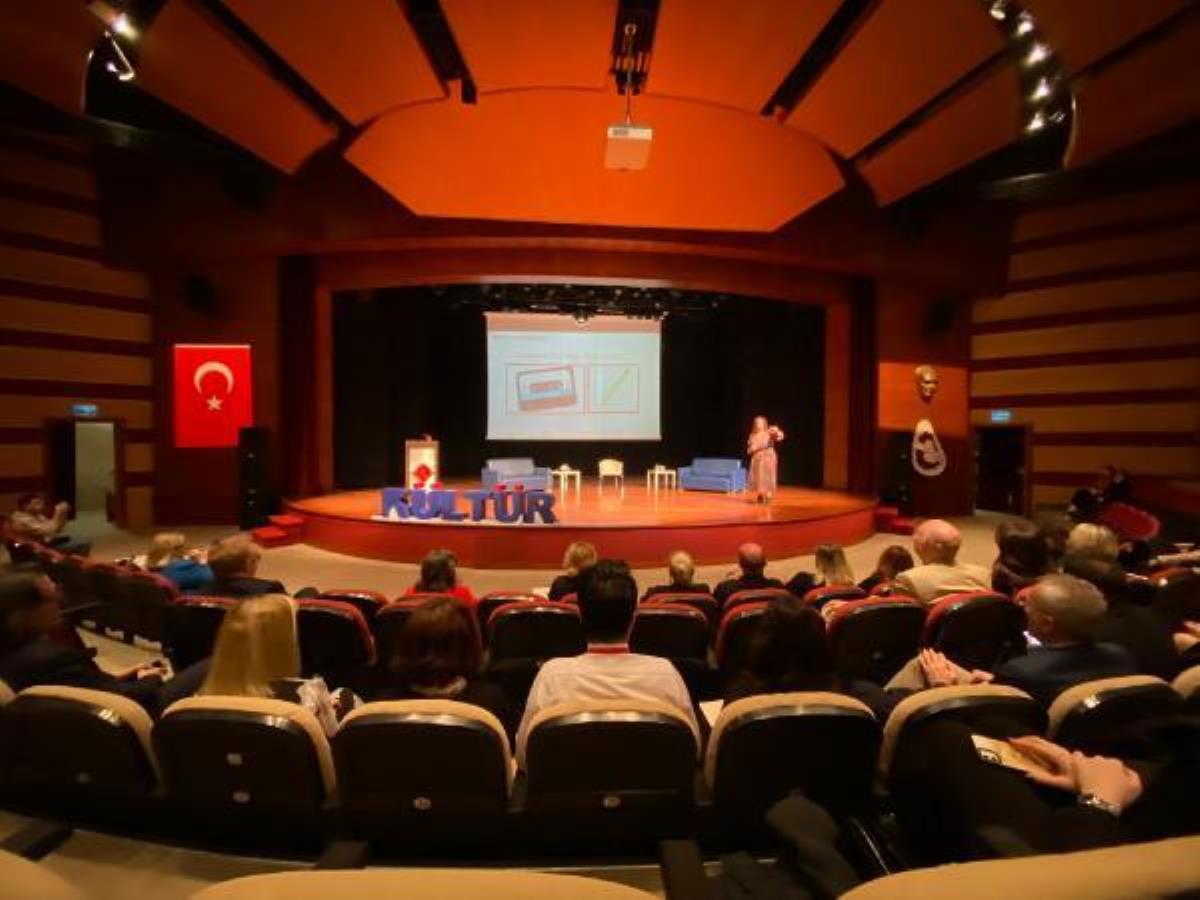 İstanbul Kültür Kolejinden Yabancı Dil Öğretimi Konferansı - Eğitim - Dudullu Haber