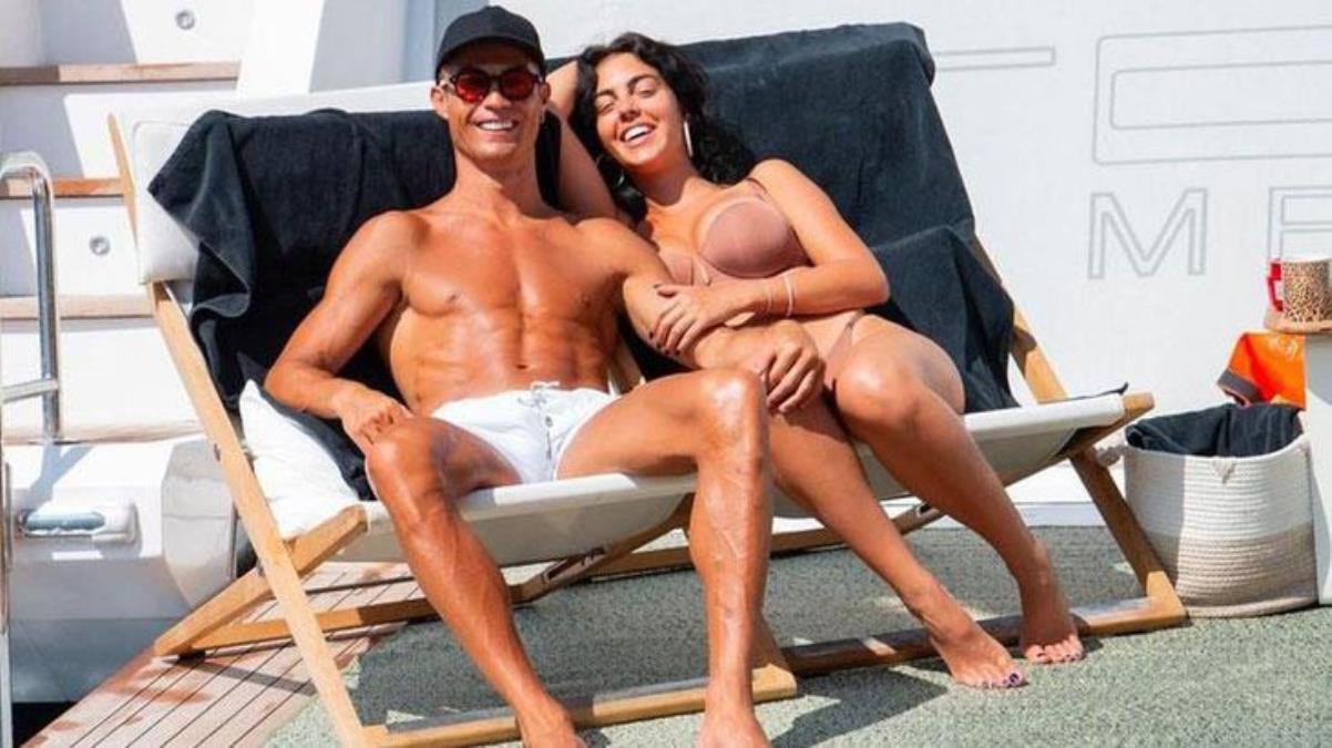 Ronaldonun sevgilisi evinin bahçesinde verdiği pozla Arabistanı karıştırdı - Spor - Dudullu Haber