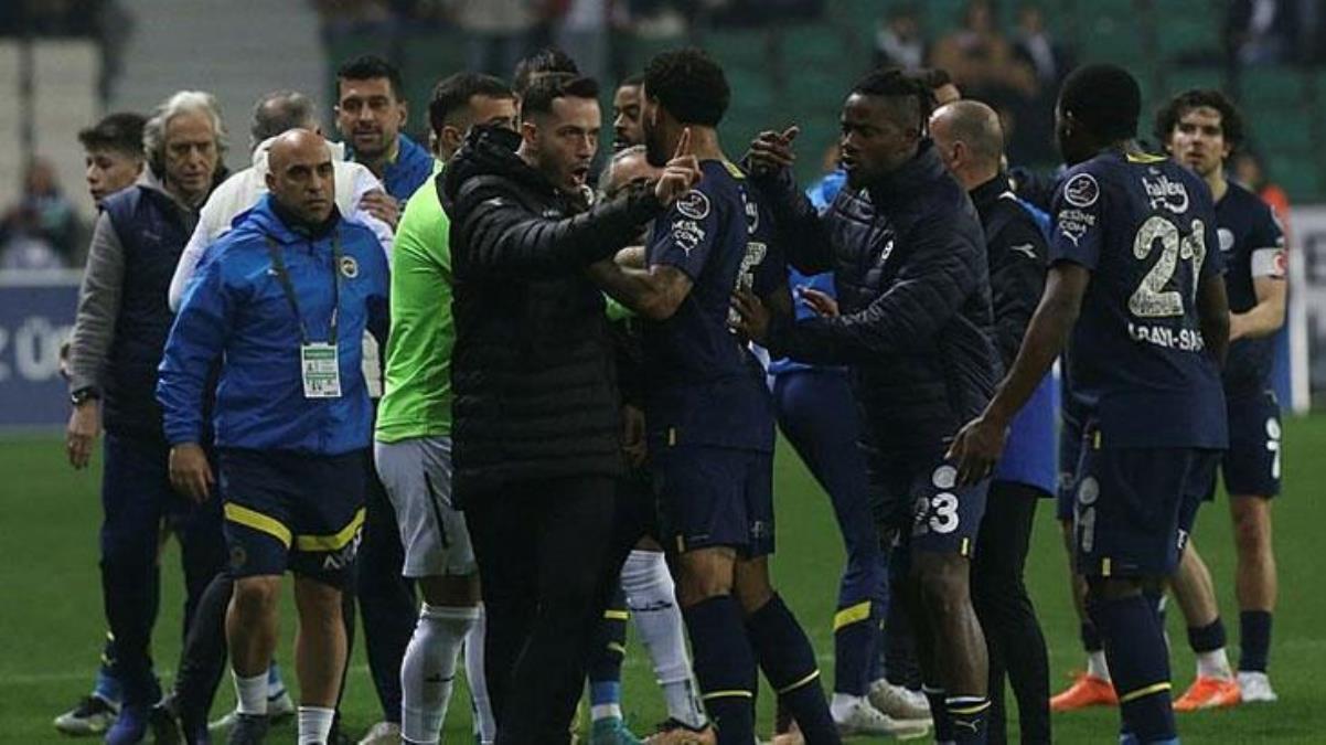 Sahada başlayıp tünele kadar devam etti Giresunspor-Fenerbahçe maçında sportmenliğe yakışmayan hareketler - Spor - Dudullu Haber