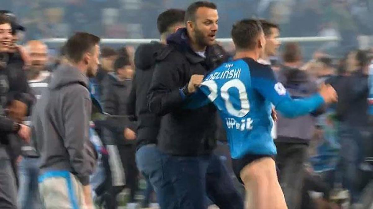 Tarihi şampiyonluğa damga vuran an Napolinin yıldızı Zielinski sahada ne yapacağını şaşırdı - Spor - Dudullu Haber