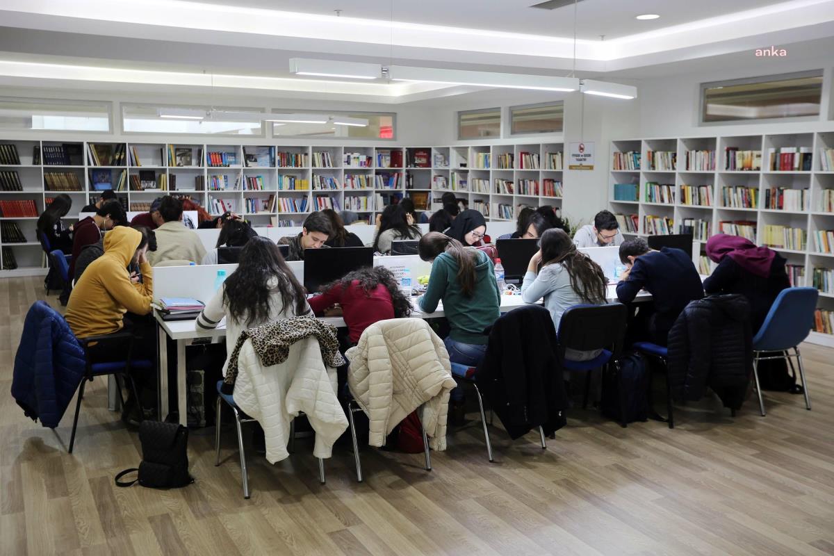 Yenimahalle Belediyesi Sınavlara Hazırlanan Öğrencileri Kütüphanelerinde Ağırlıyor - Eğitim - Dudullu Haber