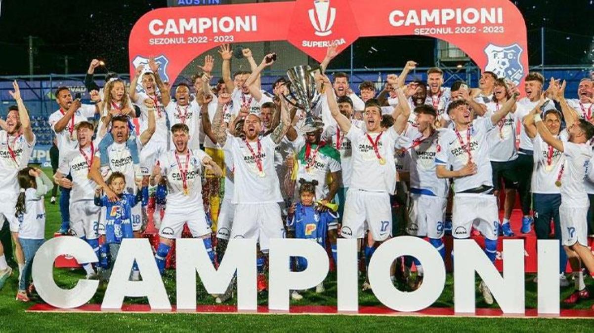 Yok böyle maç Haginin takımı tarihi geri dönüşle Romanyada şampiyonluğa ulaştı - Spor - Dudullu Haber