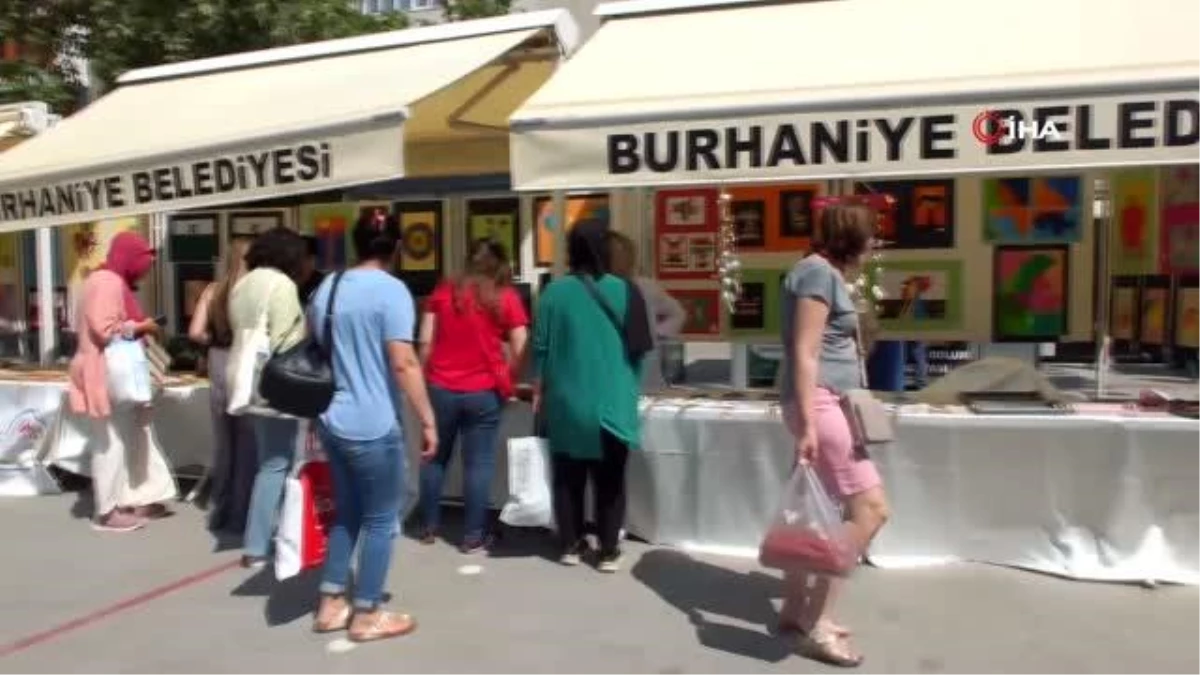 Balıkesirde Özel Öğrencilerin Elişi ve Resim Sergisi Açıldı - Eğitim - Dudullu Haber