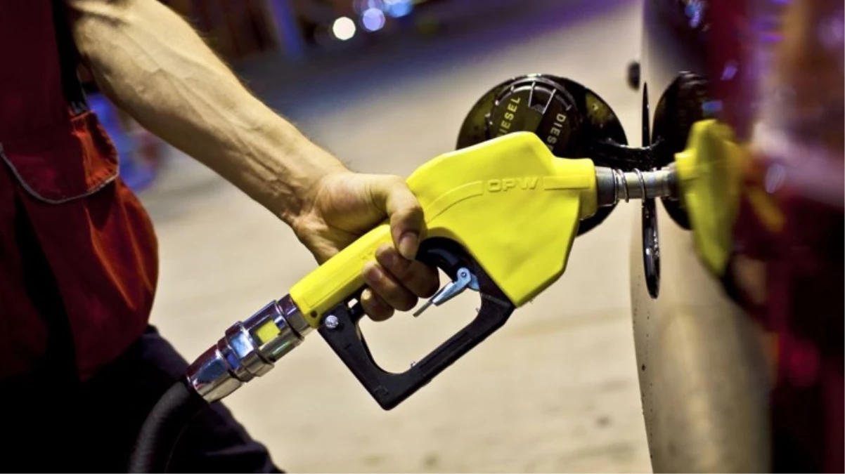 Bu gece yarısından itibaren benzine 2 lira 70 kuruş motorine ise 1 lira 37 kuruş zam gelmesi bekleniyor - Ekonomi - Dudullu Haber