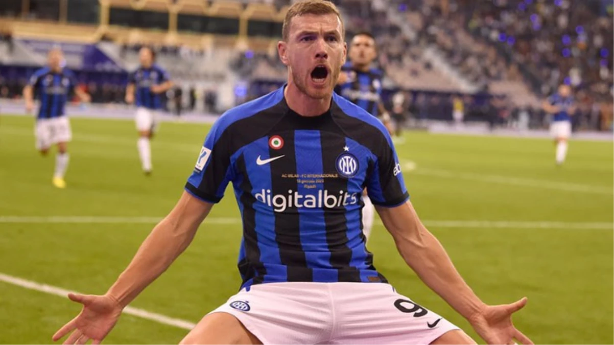 Dünyaca ünlü golcü Dzeko Fenerbahçeye imza atmak için İstanbula geldi - Spor - Dudullu Haber