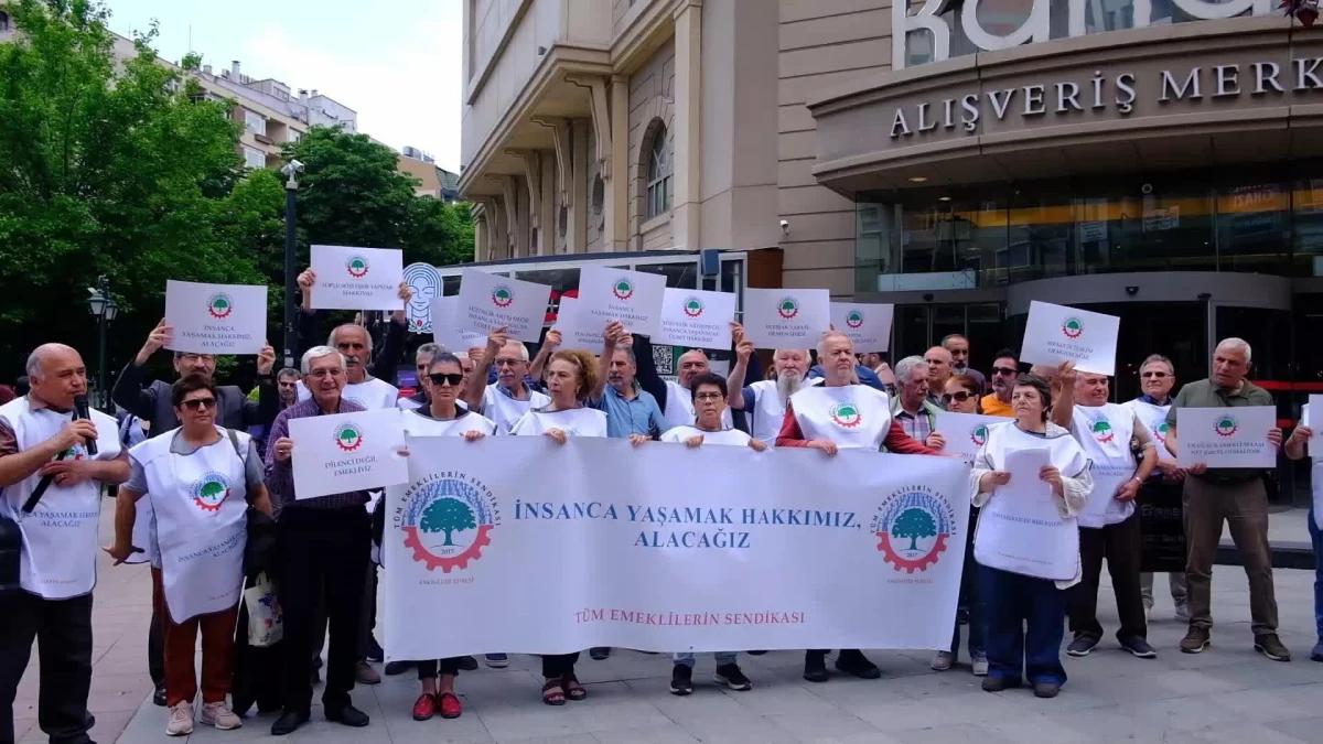 Emekliler bayram ikramiyesinin asgari ücrete yükseltilmesini istiyor - Ekonomi - Dudullu Haber