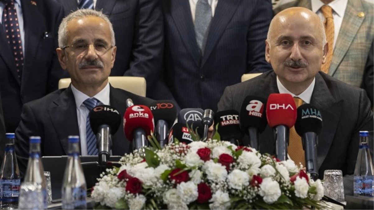 Görevi devralan yeni Ulaştırma Bakanı Uraloğlu basın toplantısında bitirilecek projeleri tek tek saydı - Ekonomi - Dudullu Haber