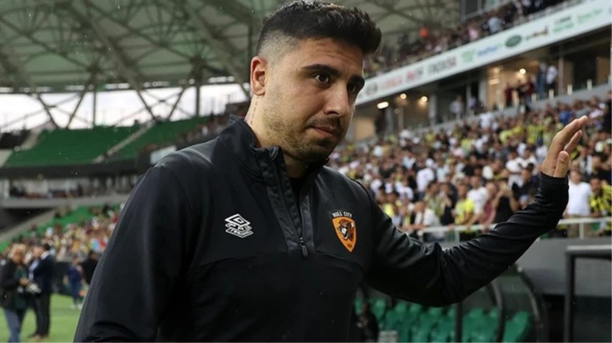 Ozan Tufan Türkiyeye dönüyor Acun Ilıcalı yol verirse yeni adresi Beşiktaş - Spor - Dudullu Haber
