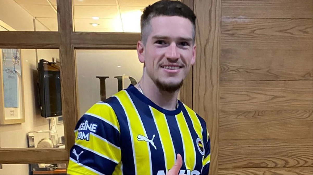 Son Dakika Fenerbahçeden sezonun ilk transferi Ryan Kent resmen imzayı attı - Spor - Dudullu Haber