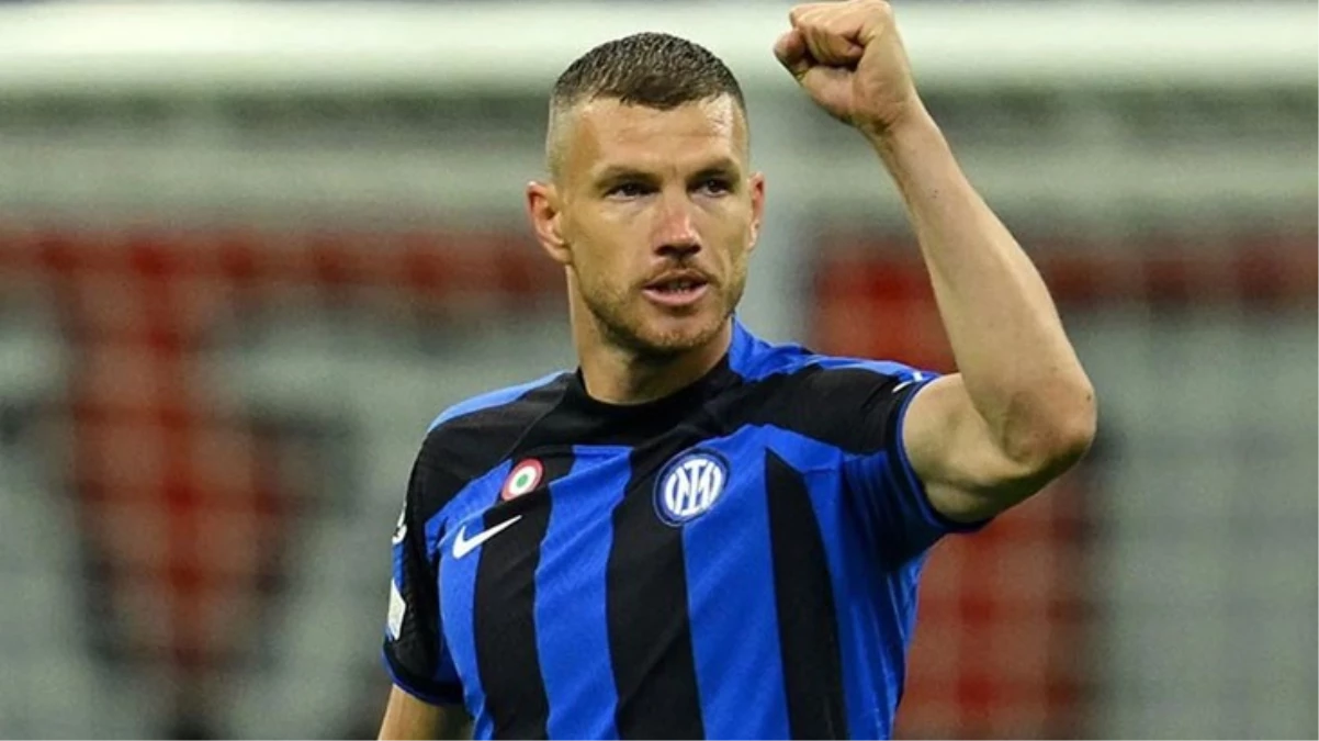 Taraftar havalara uçacak Edin Dzeko Fenerbahçe sorusuna bakın nasıl yanıt verdi - Spor - Dudullu Haber