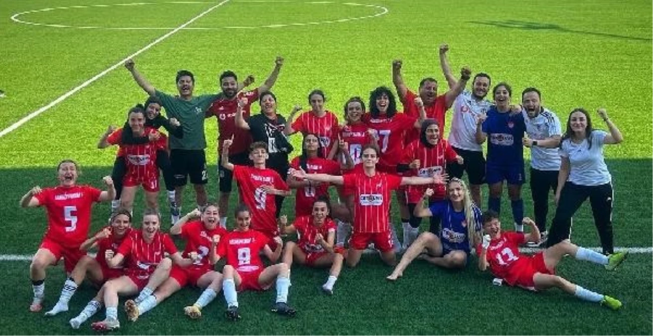 Yeşil sahalarda görülmemiş olay Bakırköy Yenimahalle önce üzüldü sonra sevindi - Spor - Dudullu Haber