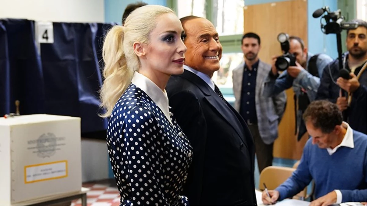 Berlusconi vasiyetinde son yıllarını beraber geçirdiği 53 yaş küçük sevgilisini unutmadı - Ekonomi - Dudullu Haber