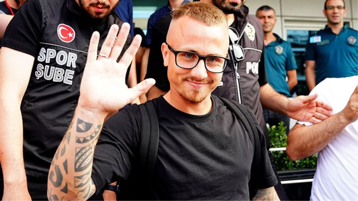Galatasarayın dünyaca ünlü yeni transferi Angelino İstanbulda İşte ilk sözleri - Spor - Dudullu Haber