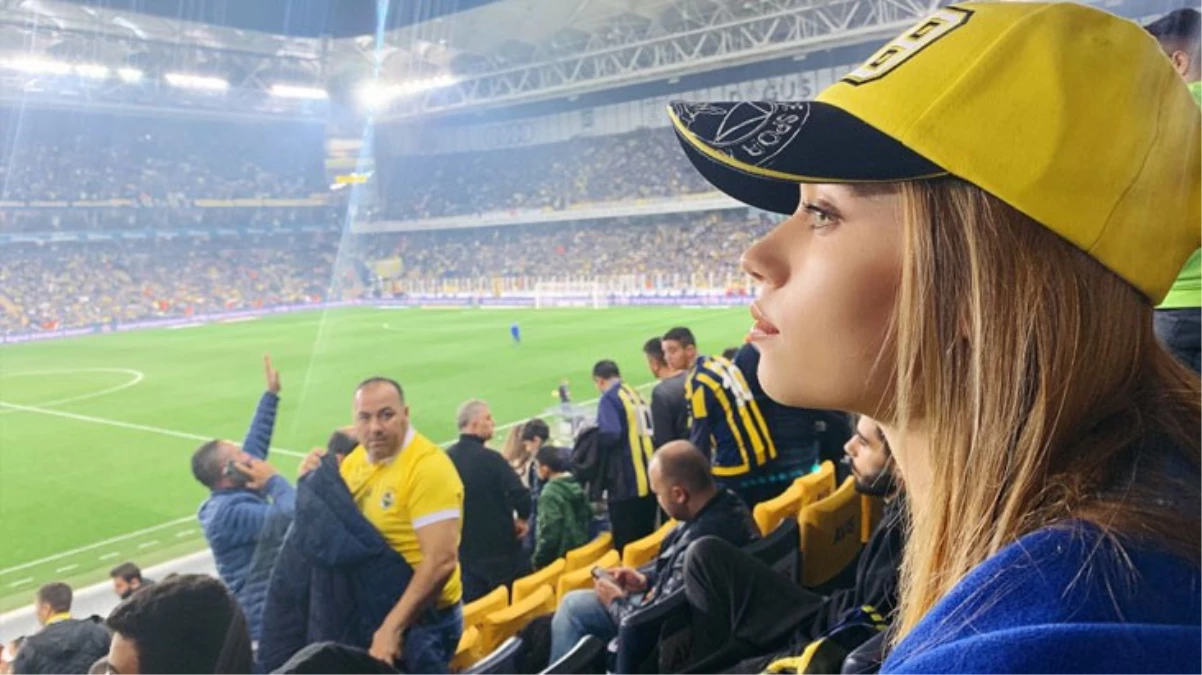 Koyu Fenerbahçeli Afra Saraçoğlu Arda Gülerin Real Madride transferine kayıtsız kalmadı - Spor - Dudullu Haber