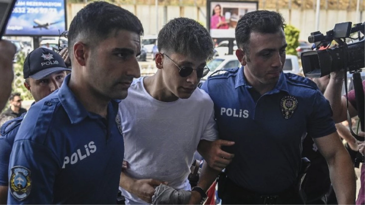 Tepki çeken görüntü Arda Güleri Real Madrid uçağına koluna giren polisler götürdü - Spor - Dudullu Haber